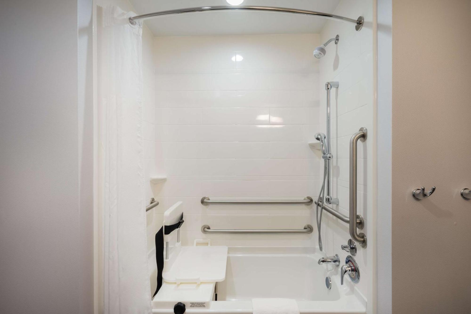 Hampton Inn Newport Dış mekan fotoğraf