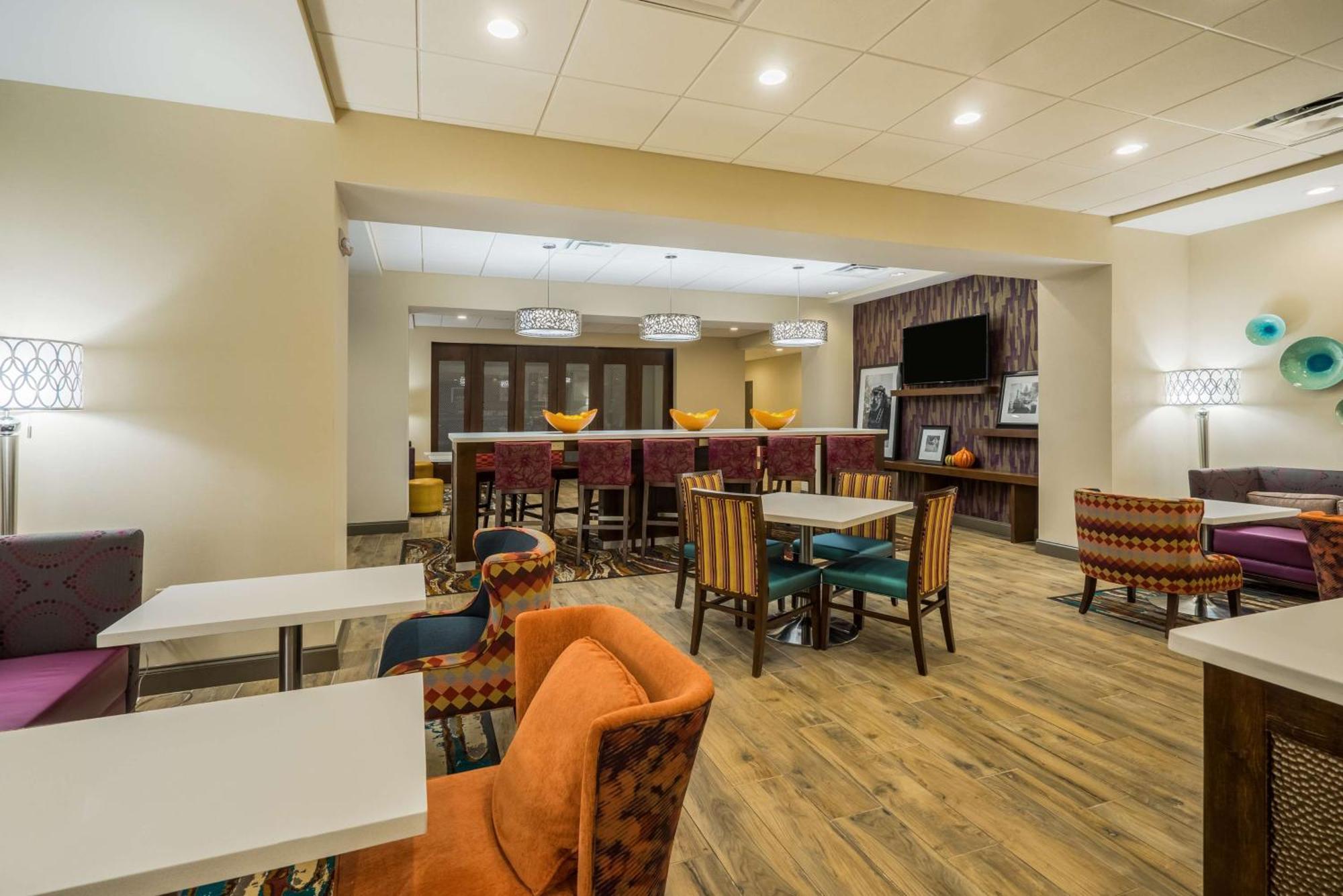 Hampton Inn Newport Dış mekan fotoğraf