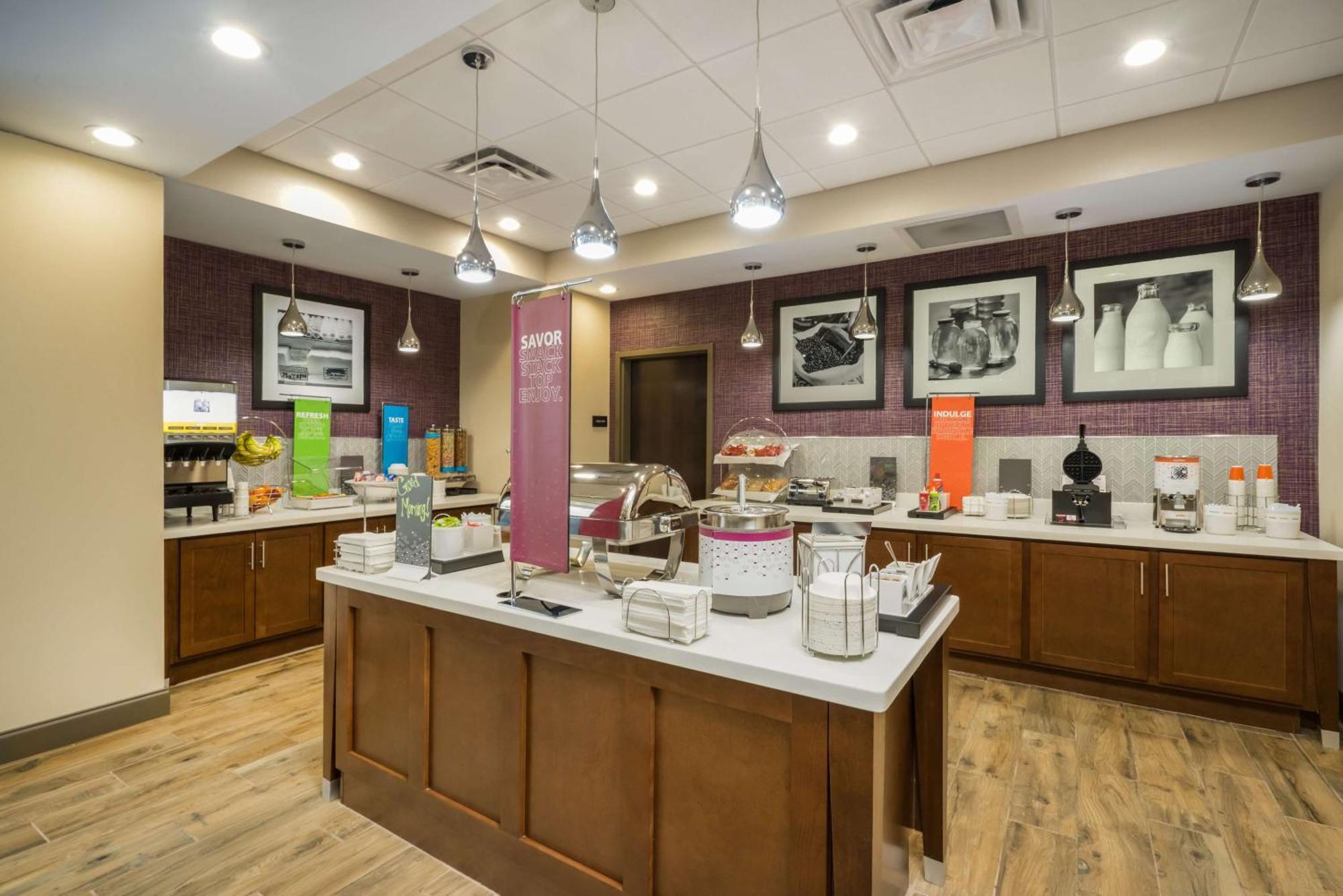 Hampton Inn Newport Dış mekan fotoğraf