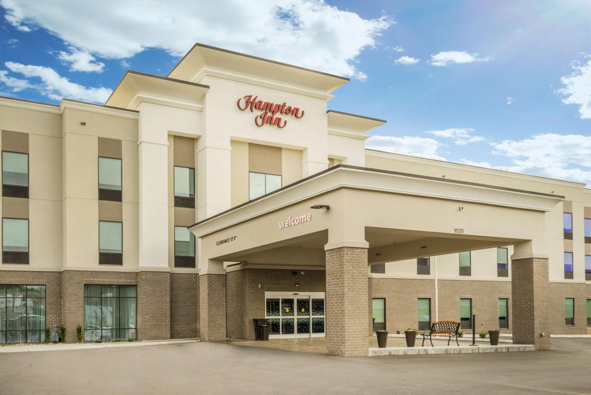 Hampton Inn Newport Dış mekan fotoğraf